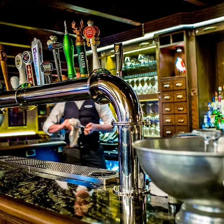 The Lord Nelson Hotel & Suites-2